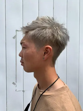 ショート カラー 高橋 春菜のヘアスタイル