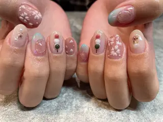 ネイル 佐藤  悠子のネイルデザイン