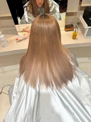 カラー grandoll本店所属・葛城 咲羽のヘアスタイル