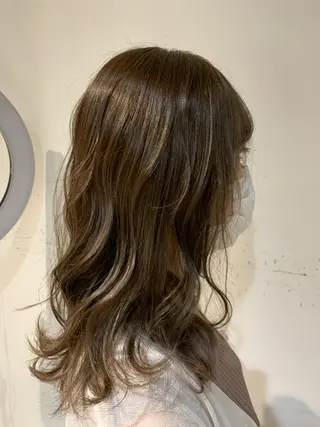 セミロング カラー 🌈艶髪/髪質改善 新宿itouのヘアスタイル