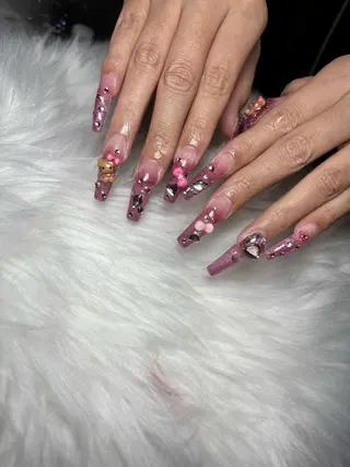 ネイル 🩷momo nail🩷のネイルデザイン