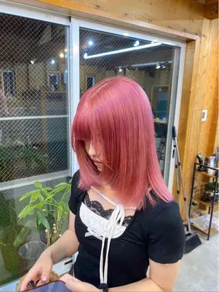 ミディアム 🧸ミルクティー /ブリーチ🫧あずみのヘアスタイル