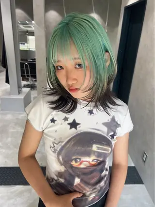 カラー nehus nagaoka所属・🖤複雑履歴ブリーチ Mizuki 🖤のヘアスタイル