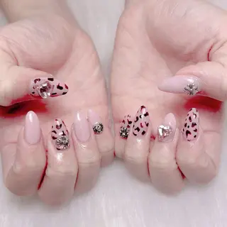 ネイル Mari 🎀六月移転のネイルデザイン