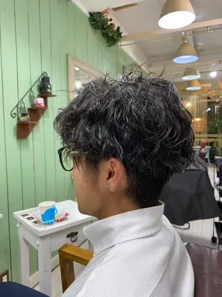 メンズ 🩶西 雪乃/透明感 くすみカラー🫧のヘアスタイル