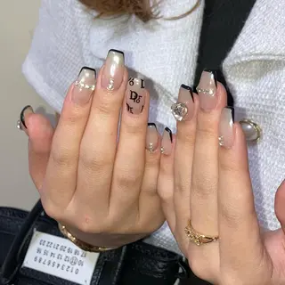 ネイル kana/モード ・グランジ⛓🎼のネイルデザイン