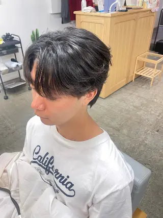 メンズ カットコンテスト全国 出場経験あり藤澤志のヘアスタイル