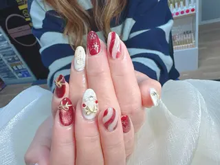 ネイル Yuxi Beauty salon 【ユーシィー ビューティ サロン】所属・陳 俊艶のネイルデザイン