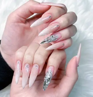 ネイル Shizuku nailのネイルデザイン