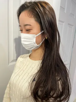 ロング VOICE所属・MIRI MIRIのヘアスタイル