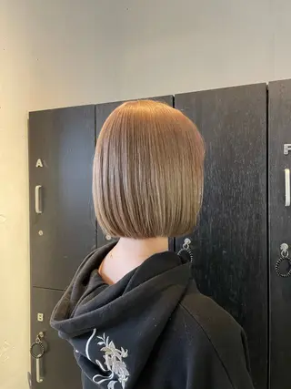 カラー ハイトーンカラー🩵 指名多数💗横山聖奈のヘアスタイル