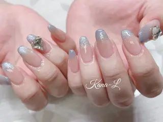 ネイル 芦辺 香奈のネイルデザイン