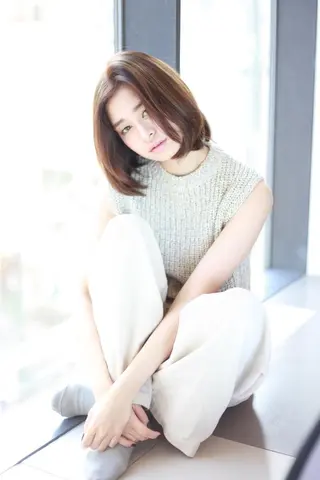 ミディアム 宮内 真乃のヘアスタイル