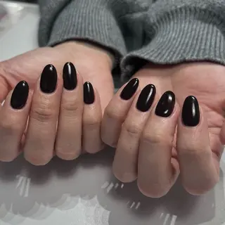 ショート minuit RIO🪽のネイルデザイン