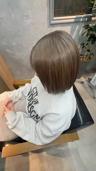 ミディアム motoトップカラー リスト/ブリーチカラのヘアスタイル