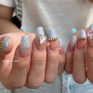 ネイル 𝓇𝒶𝓃𝒶𝓃 𝓃𝒶𝒾𝓁のネイルデザイン