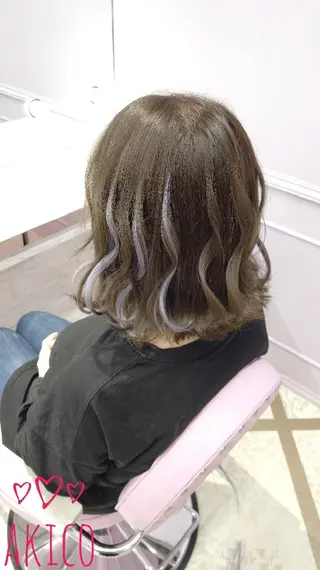 ミディアム LUXBE GALLERY なんば駅前店所属・ラックスビーギャラリ ー AKICOのヘアスタイル