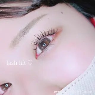 マツエク・マツパ まつ毛、毛穴ケア 専門サロンPlumeのマツエク・マツパデザイン