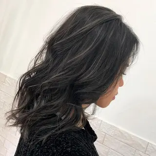 セミロング カラー ヘアアレンジ ショート 嶋津祥希のヘアスタイル