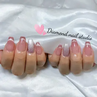 ネイル Ena 🧸のネイルデザイン