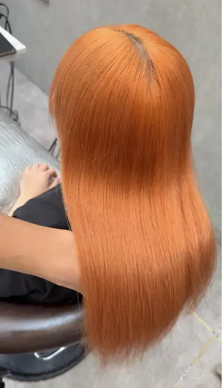 カラー ケアブリーチ 韓国レイヤーKYONのヘアスタイル
