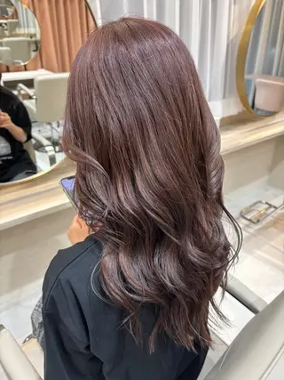 ロング カラー フカオ ナナのヘアスタイル