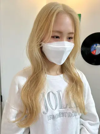 ロング カラー ヘアアレンジ 🧨ブリーチー×ボブ レイヤー💎じゅえるのヘアスタイル