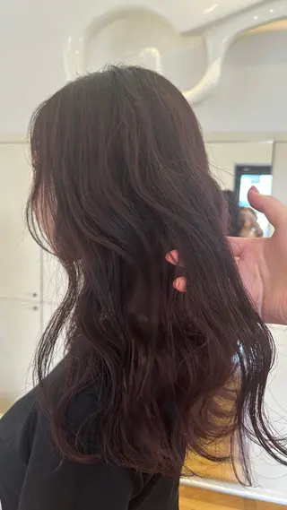 カラー 西澤 希のヘアスタイル