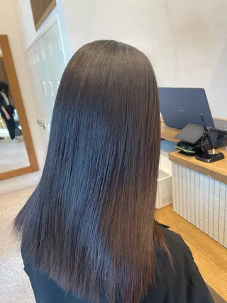 セミロング パーマ 荒木 理緒のヘアスタイル