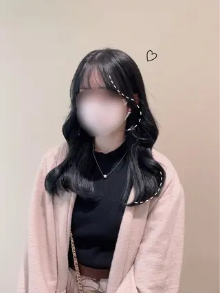 セミロング カラー Ella所属・nana【艶髪】/ レイヤー/縮毛矯正のヘアスタイル