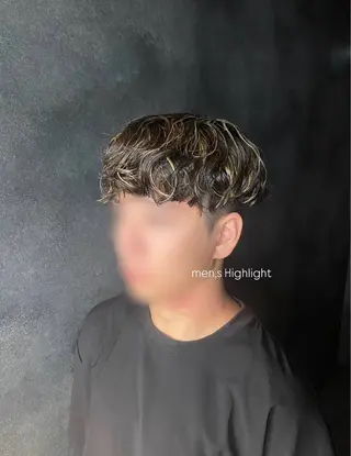 カラー メンズ limitみづき🌙 ブリーチカラーのヘアスタイル