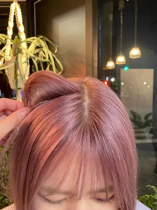 セミロング RINOSHORES YOKOHAMA.日本大通り店所属・ハイトーン nagisaのヘアスタイル