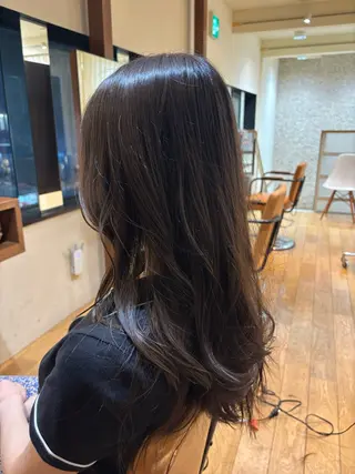 ロング おもだか　がく /レディースカットのヘアスタイル