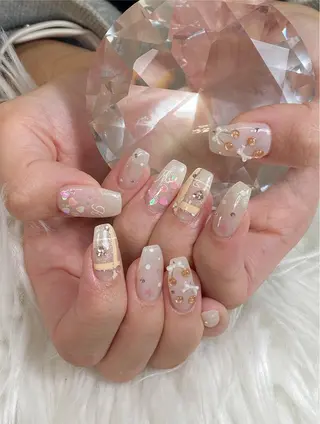 ネイル Kanako 💫のネイルデザイン