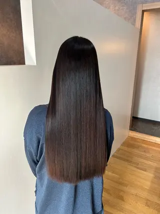 ロング 切りっぱなしボブ特化 美容師/杏実のヘアスタイル