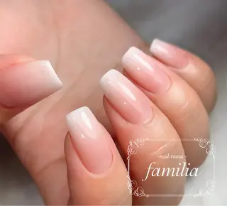 ネイル -nailroom- familiaのネイルデザイン