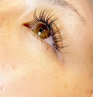 マツエク・マツパ olinaBeautySalon所属・Yuki .のマツエク・マツパデザイン