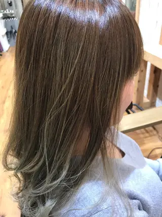 セミロング 緑地公園美容室 neohairのヘアスタイル