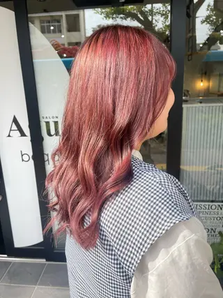 ロング カラー 谷 里美のヘアスタイル