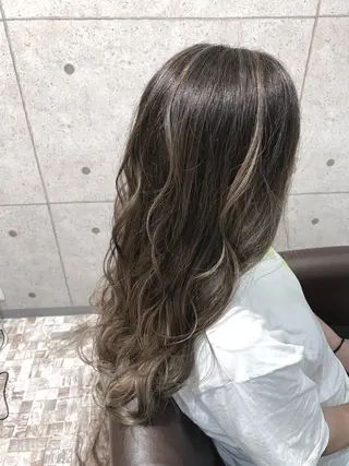 ロング カラー 神野 洸都のヘアスタイル