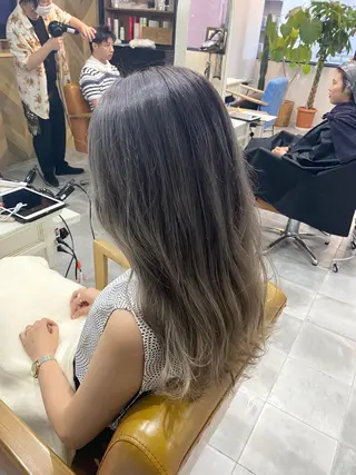 ロング カラー SHIAN立川 及川 17時〜限定のヘアスタイル