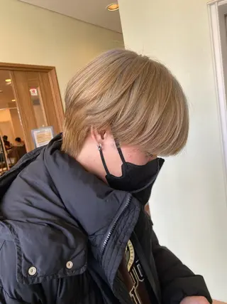 ショート NUMBER 天王寺YUYAのヘアスタイル