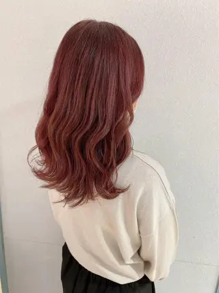 セミロング 栗原 瑠世のヘアスタイル