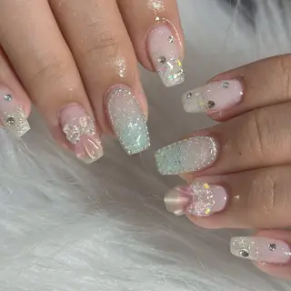 ネイル LAVISH nanamiのネイルデザイン