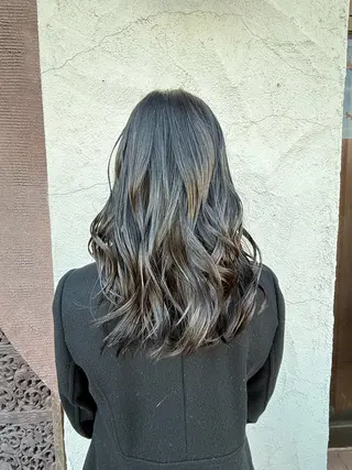 セミロング 艶カラー🕊️ ✴︎Yukari✴︎のヘアスタイル