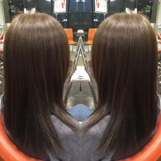 セミロング カラー デザインカラー🌈 高木リョウのヘアスタイル