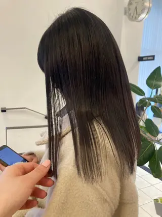 セミロング 津田 里菜のヘアスタイル