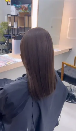 セミロング カラー GRAN LUSSO岡山駅前【グランルッソ】所属・GRAN LUSSO 【MIHARU】のヘアスタイル