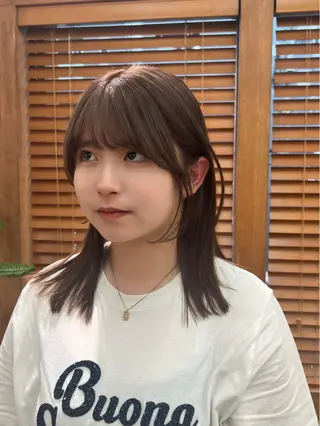 カラー aiko【艶カラー ・ミニモ年内で終了】のヘアスタイル