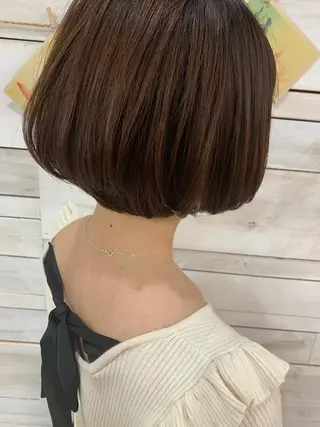 ショート カラー ハッシュカット/ボブ /レイヤー/彩奈のヘアスタイル